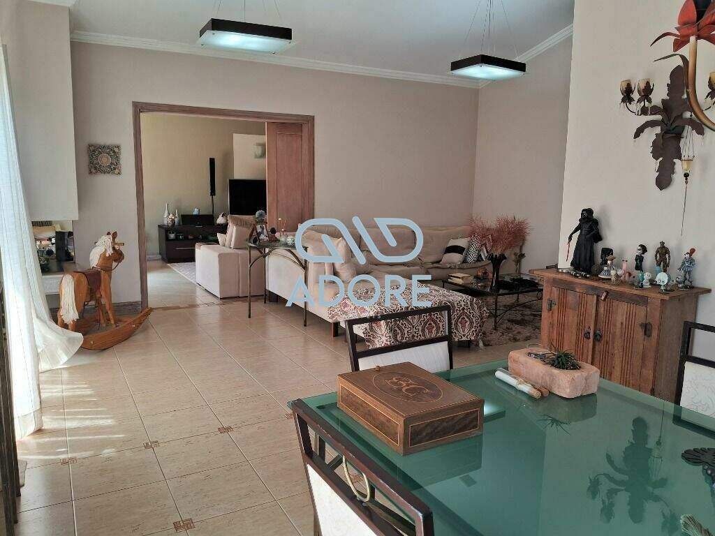 Casa de Condomínio à venda no Condomínio Campos de Santo Antônio : 