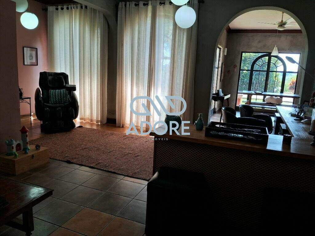 Casa de Condomínio à venda no Condomínio Campos de Santo Antônio : 