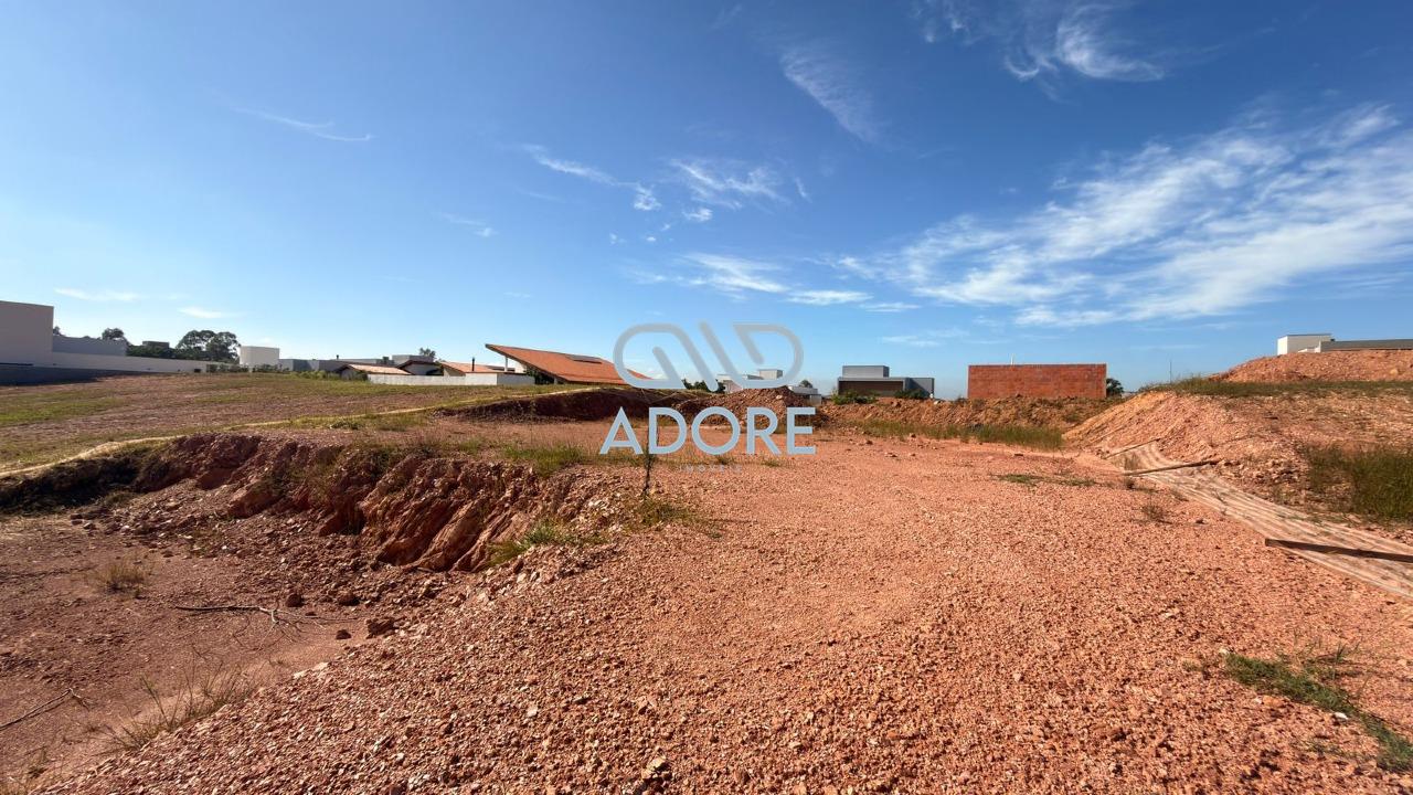 Terreno à venda no Condomínio Campos de Santo Antônio II: 