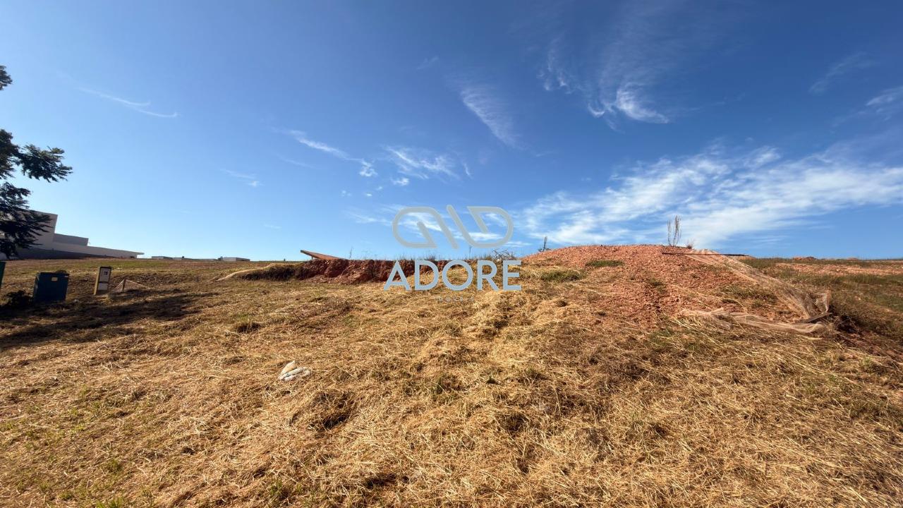 Terreno à venda no Condomínio Campos de Santo Antônio II: 