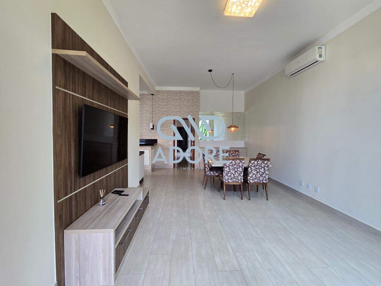 Casa de Condomínio à venda no Condomínio Village Moutonnée: 