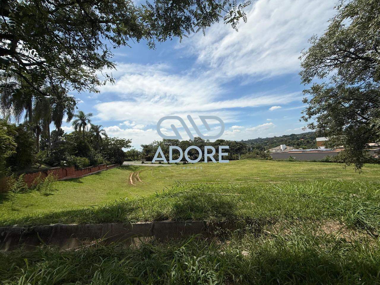 Terreno à venda no Condomínio Terras de São José: 