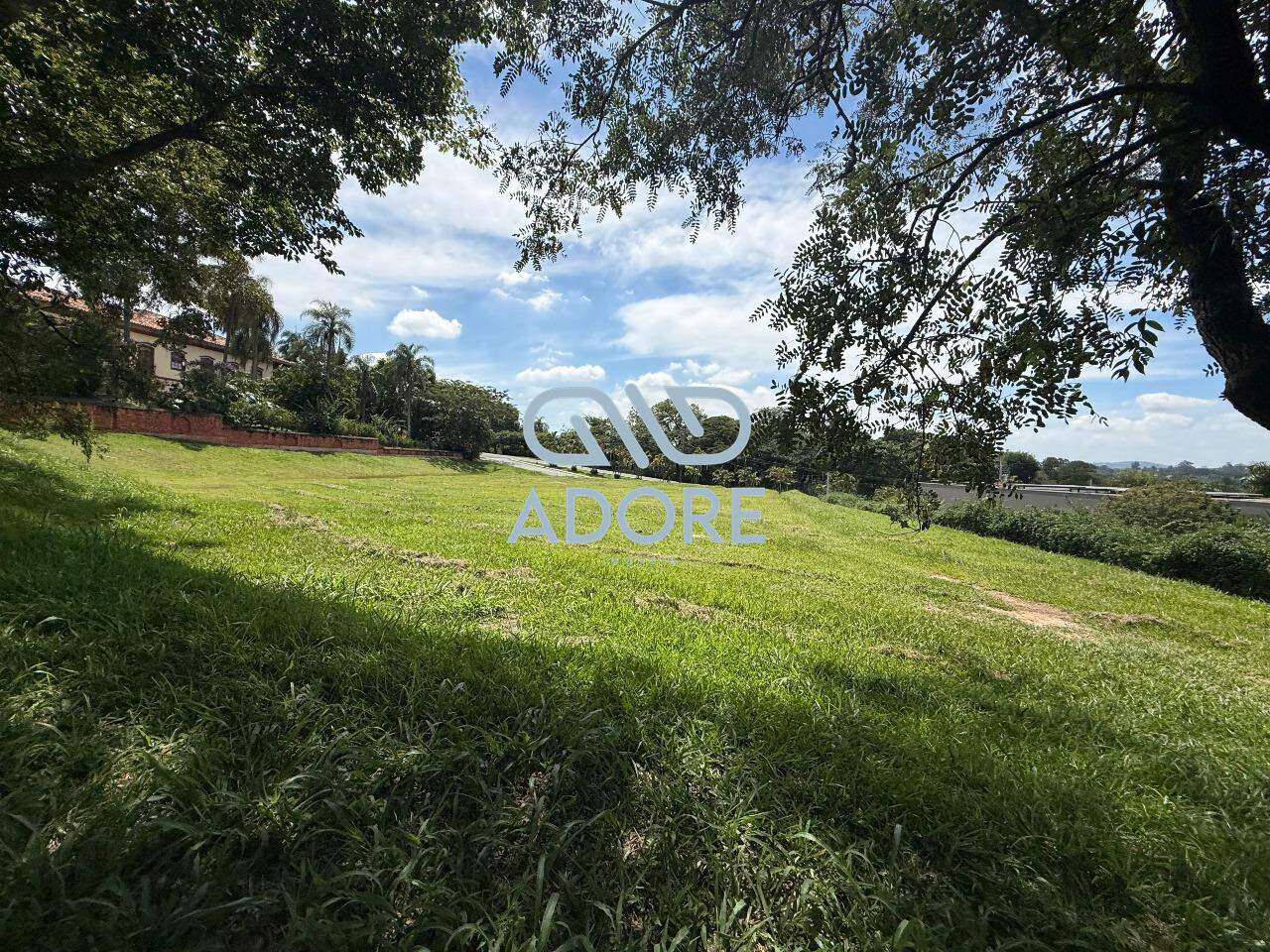 Terreno à venda no Condomínio Terras de São José: 