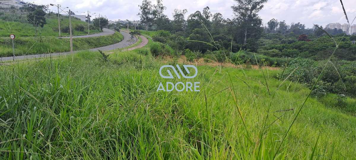 Terreno à venda no Residencial Central Parque: 
