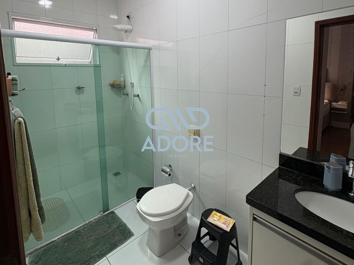 Casa de Condomínio à venda no Village JK: 