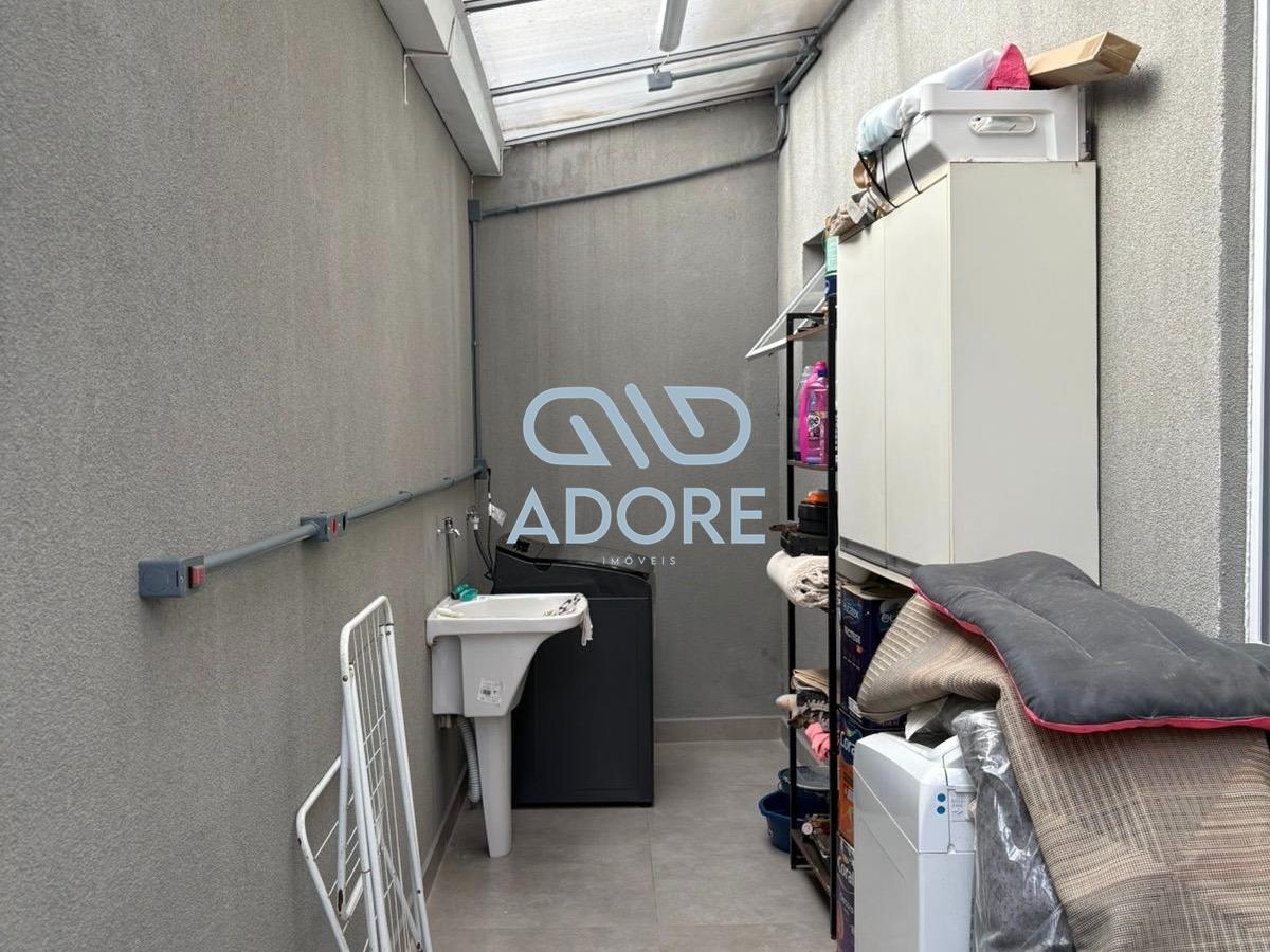 Casa de Condomínio à venda no Village JK: 