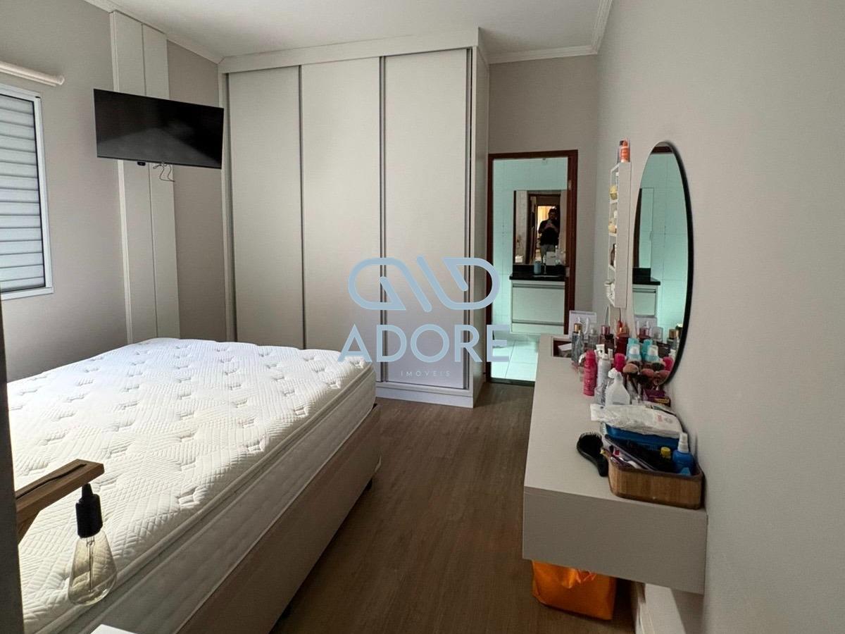 Casa de Condomínio à venda no Village JK: 