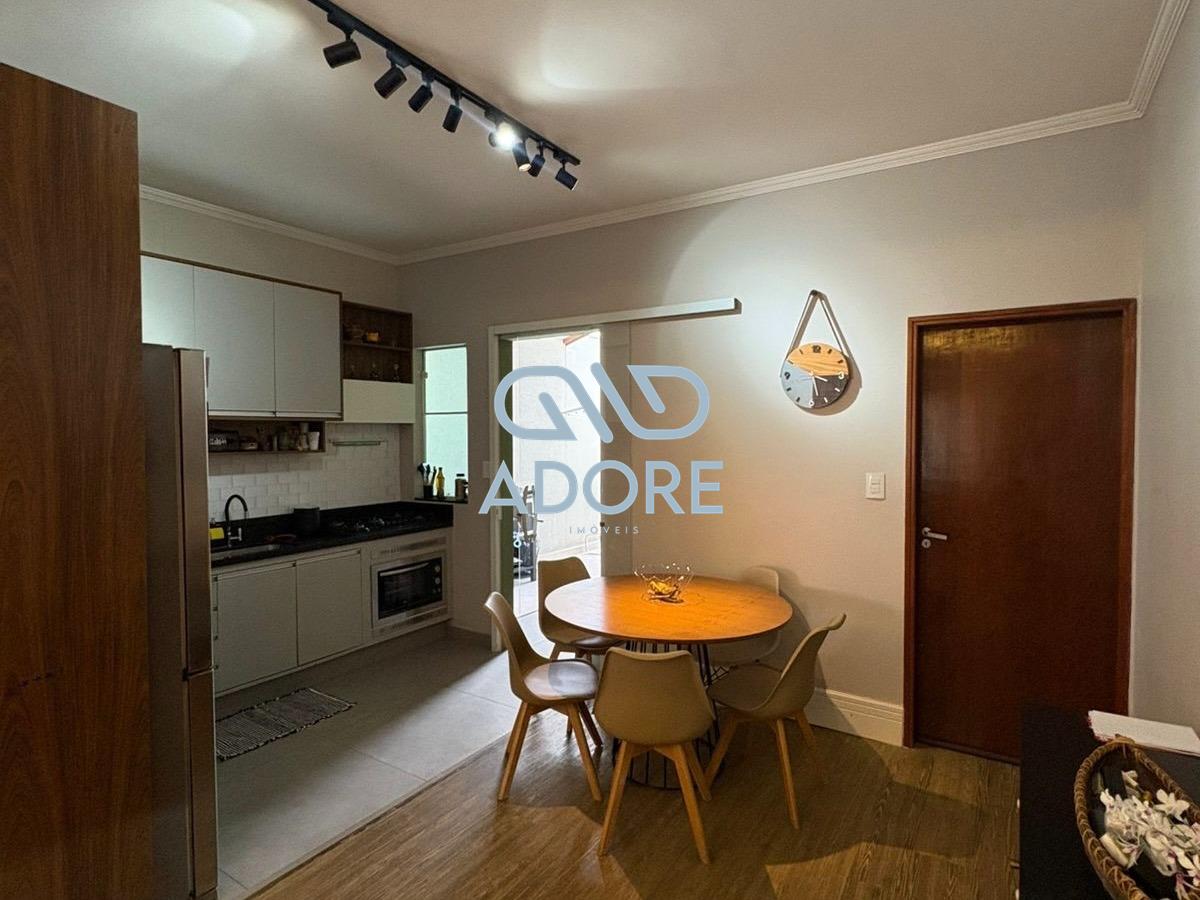 Casa de Condomínio à venda no Village JK: 