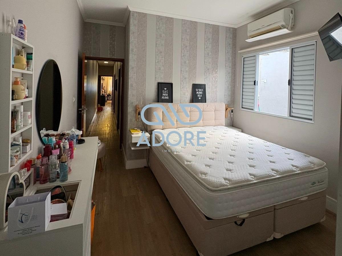 Casa de Condomínio à venda no Village JK: 