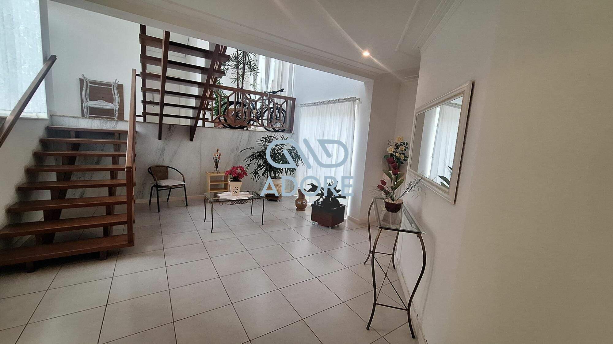 Casa de Condomínio à venda no Condomínio Campos de Santo Antônio : 