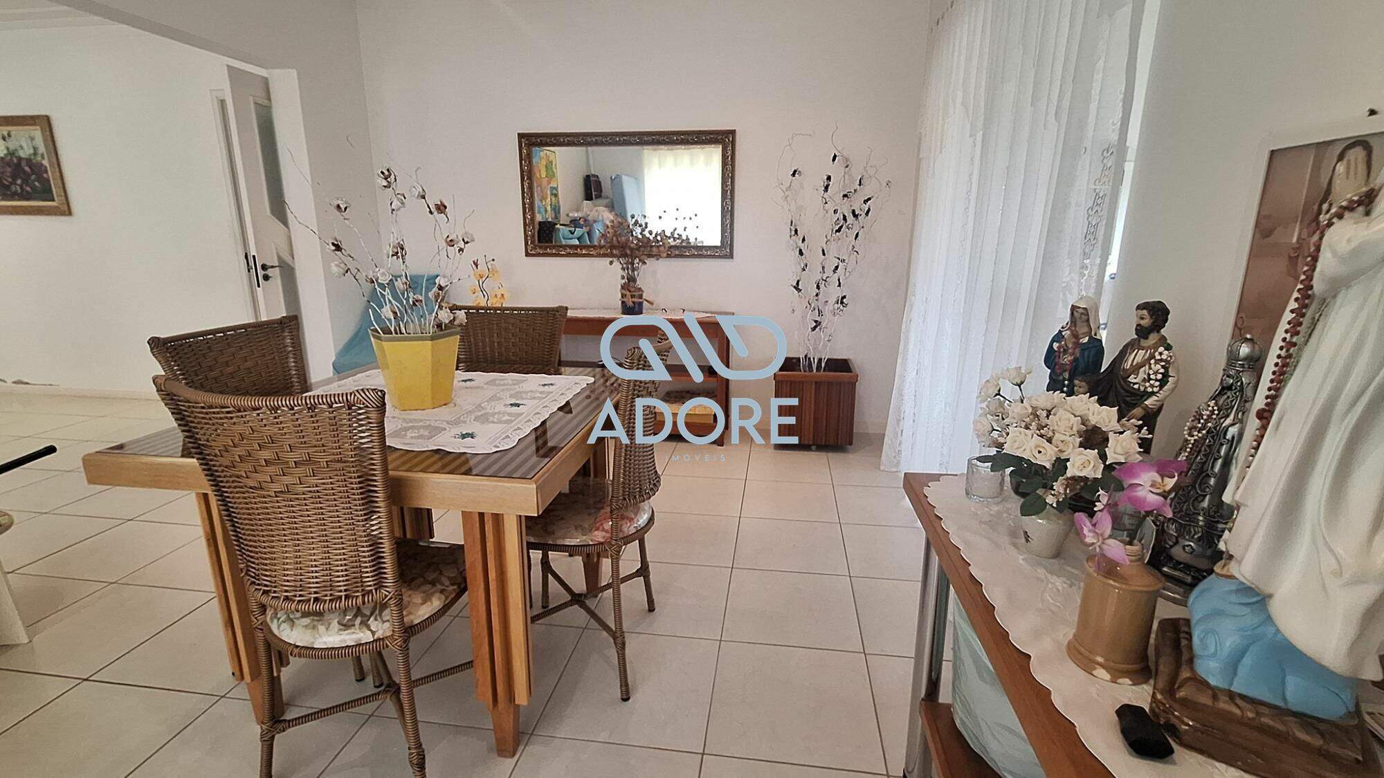 Casa de Condomínio à venda no Condomínio Campos de Santo Antônio : 