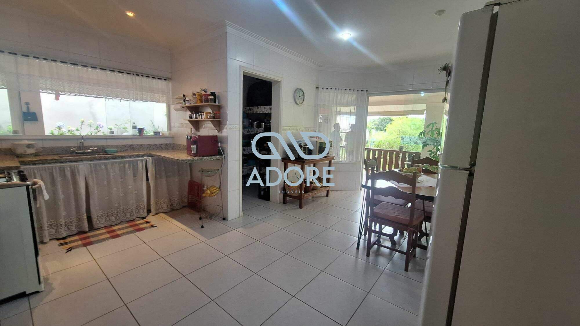 Casa de Condomínio à venda no Condomínio Campos de Santo Antônio : 