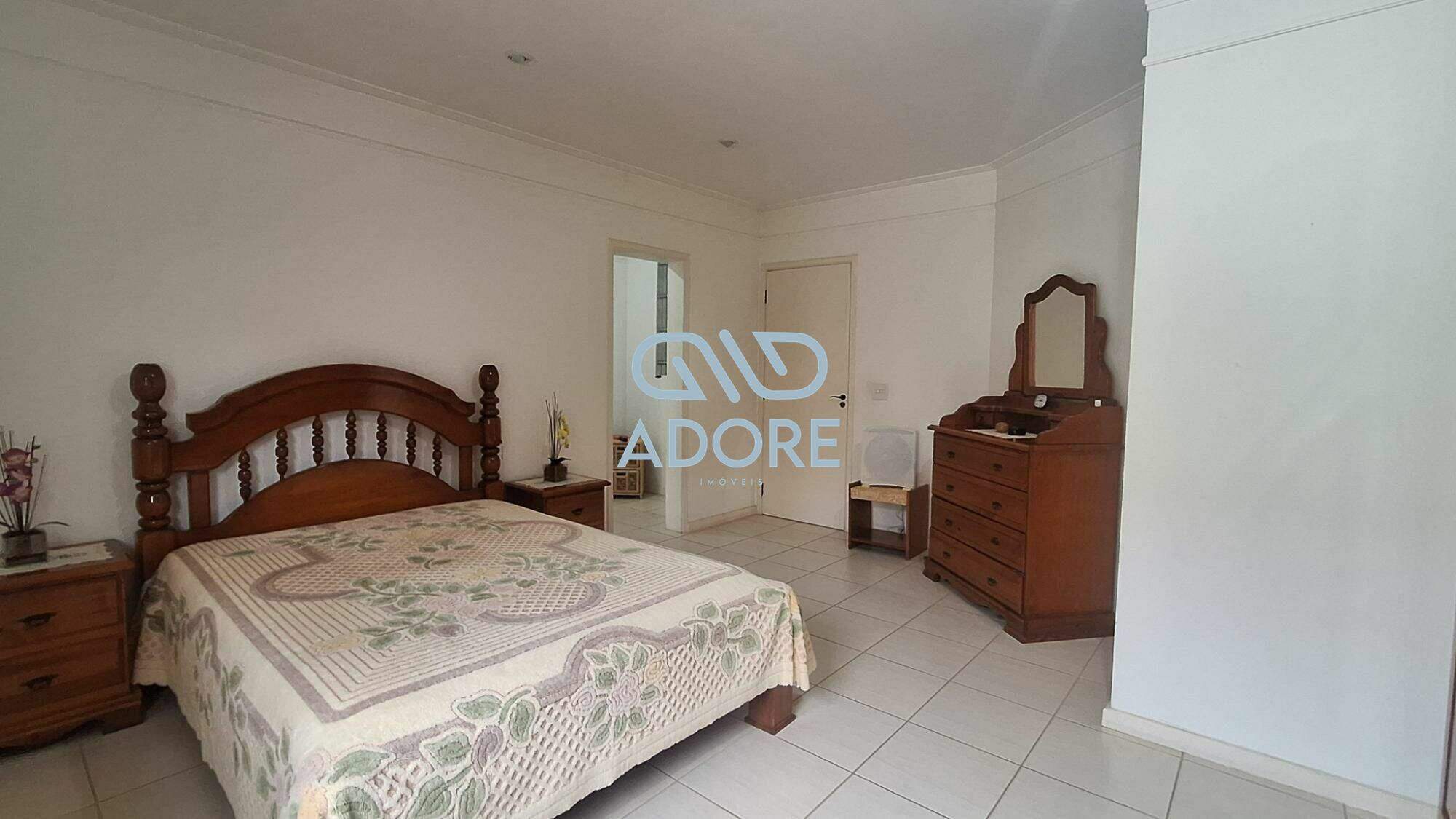 Casa de Condomínio à venda no Condomínio Campos de Santo Antônio : 