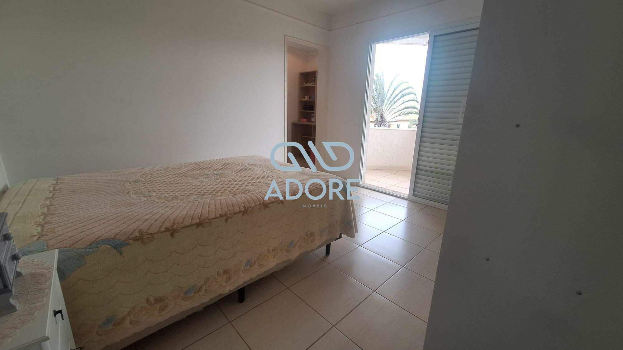 Casa de Condomínio à venda no Condomínio Campos de Santo Antônio : 