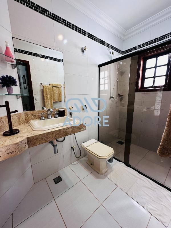 Casa de Condomínio à venda no Parque Village Castelo: 