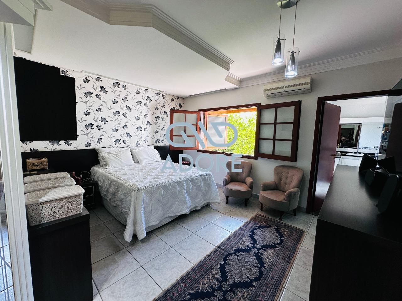 Casa de Condomínio à venda no Parque Village Castelo: 