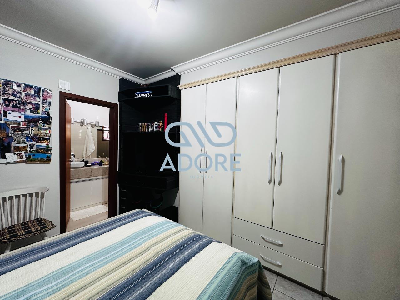 Casa de Condomínio à venda no Parque Village Castelo: 