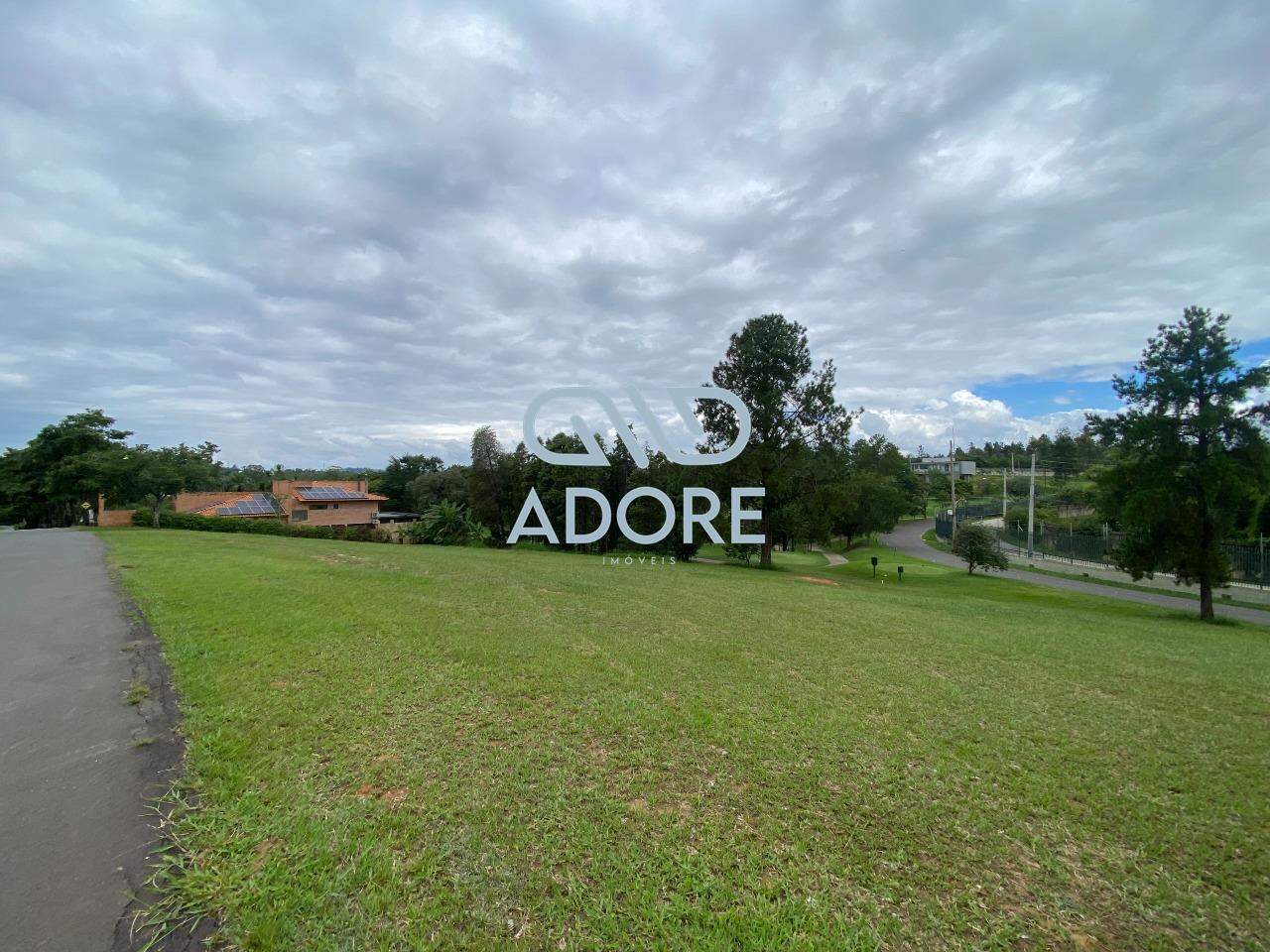 Terreno à venda no Condomínio Terras de São José: 
