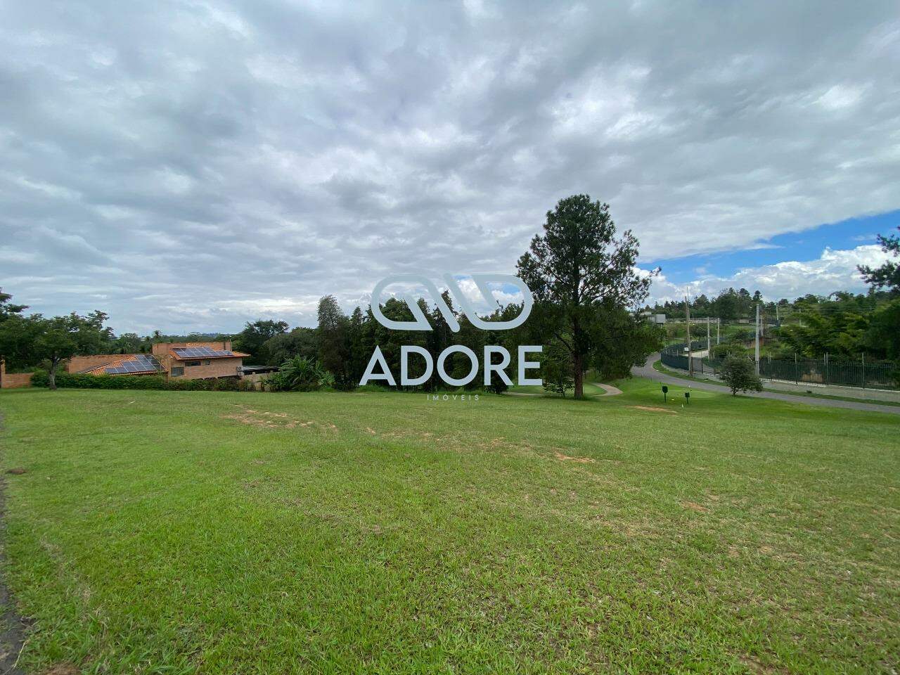 Terreno à venda no Condomínio Terras de São José: 