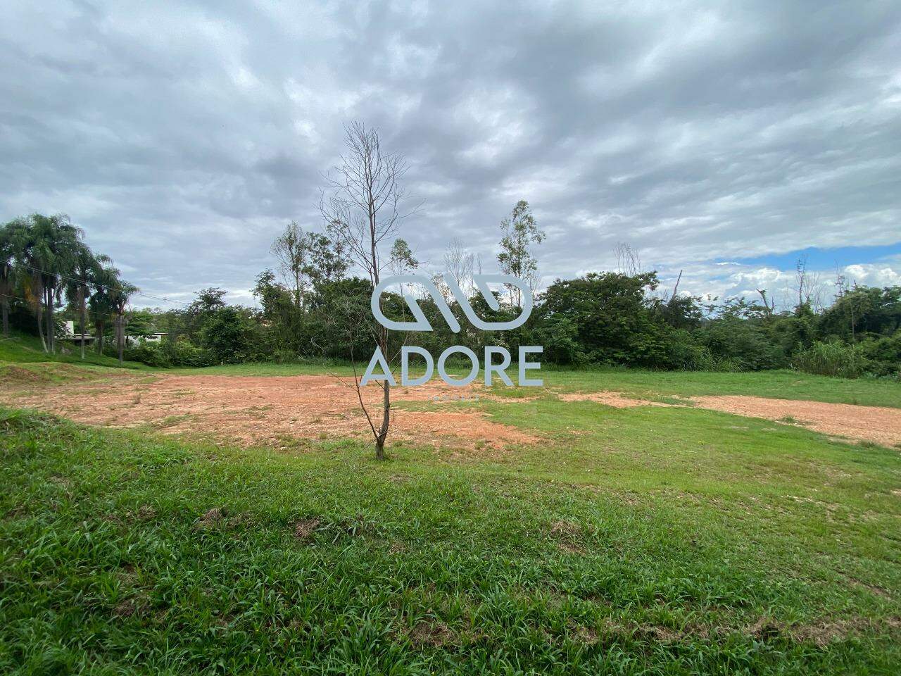 Terreno à venda no Condomínio Terras de São José: 