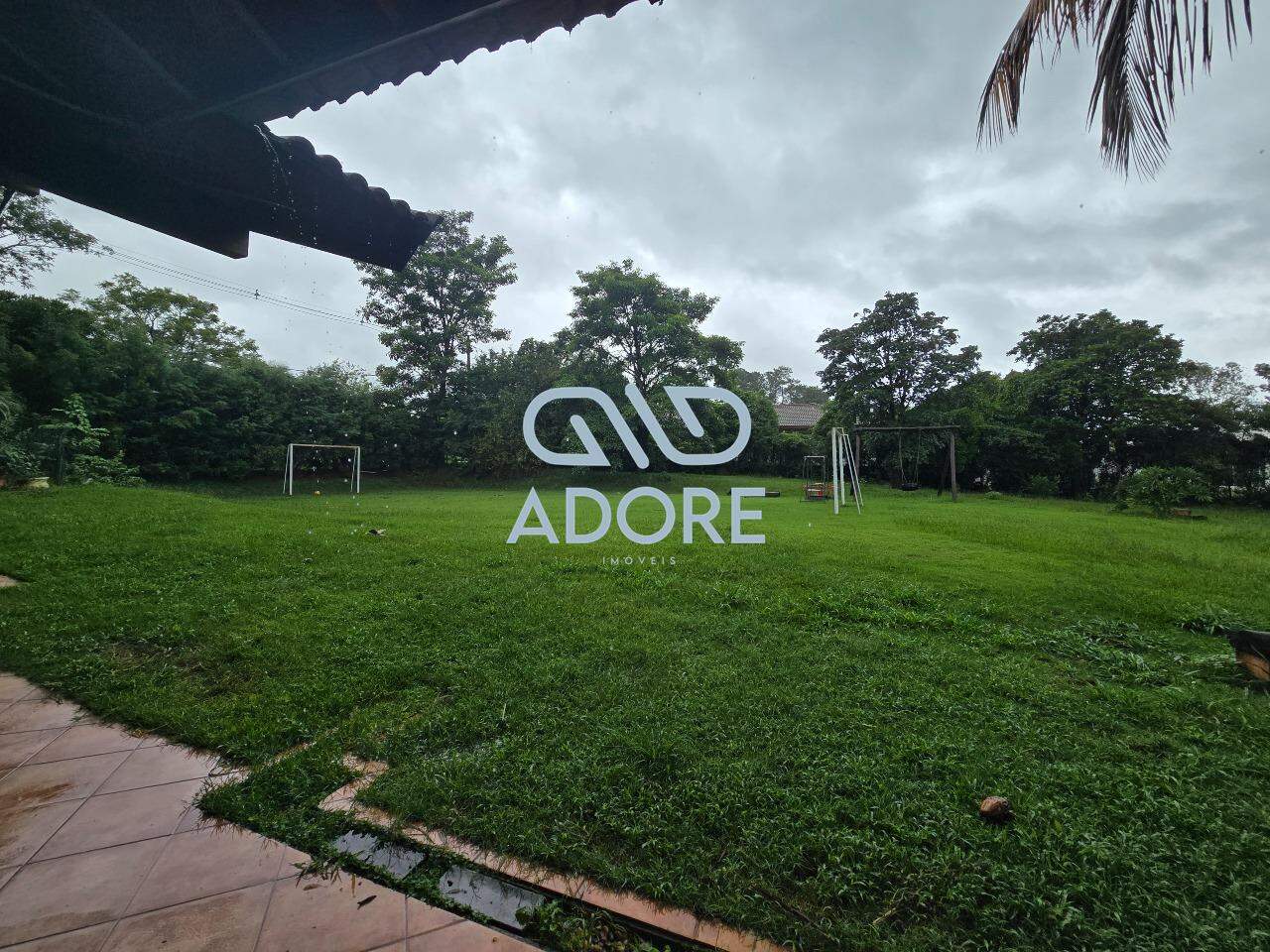 Terreno à venda no Condomínio Haras Paineiras: 