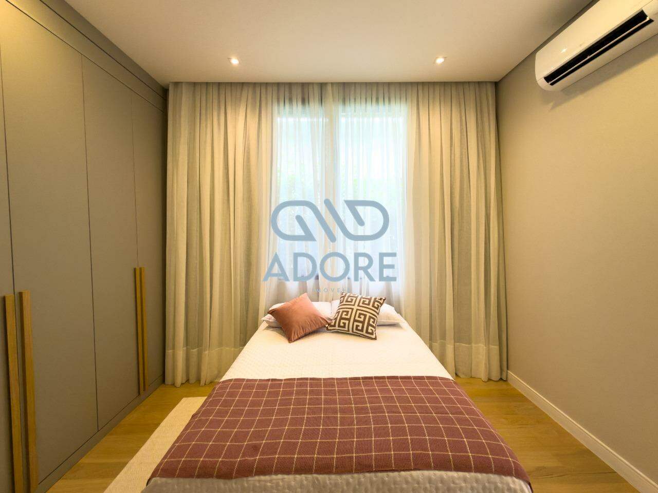 Casa de Condomínio à venda no Condomínio Villas do Golfe: 
