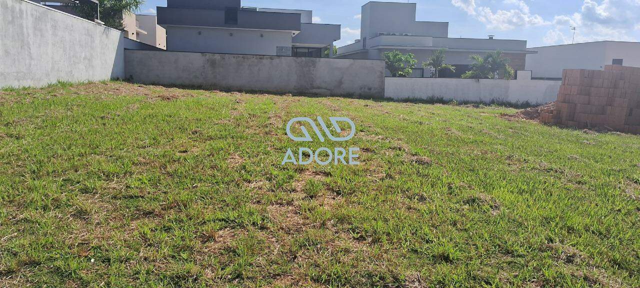 Terreno à venda no Condomínio Portal dos Bandeirantes: 
