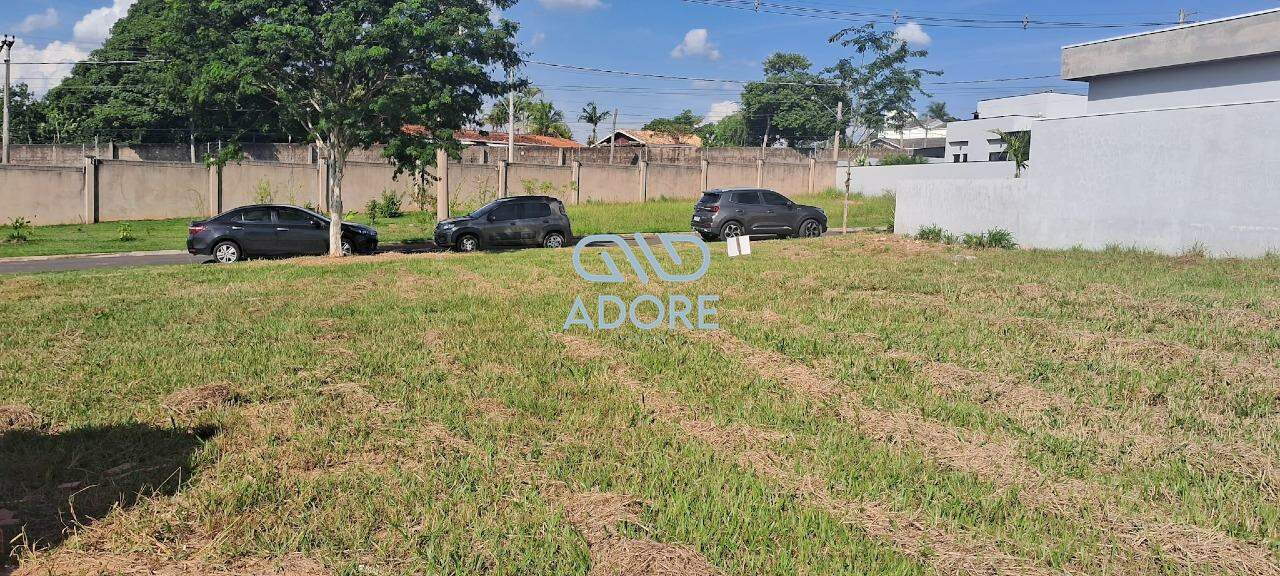 Terreno à venda no Condomínio Portal dos Bandeirantes: 