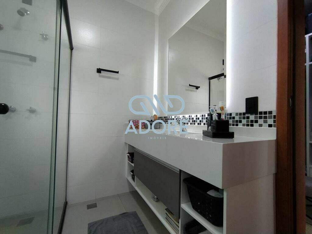 Casa de Condomínio à venda no Condomínio Campos de Santo Antônio II: 