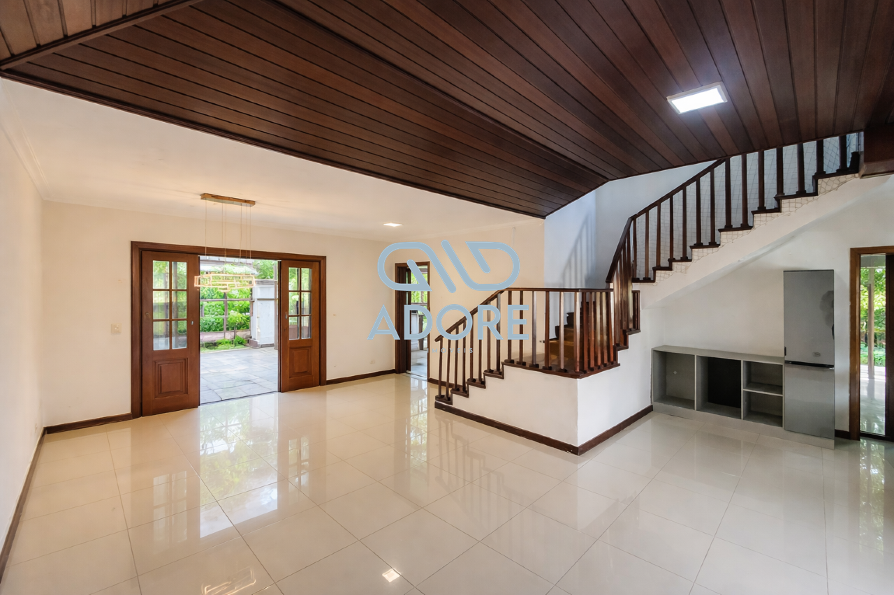 Casa de Condomínio para aluguel no Portal da Vila Rica: 