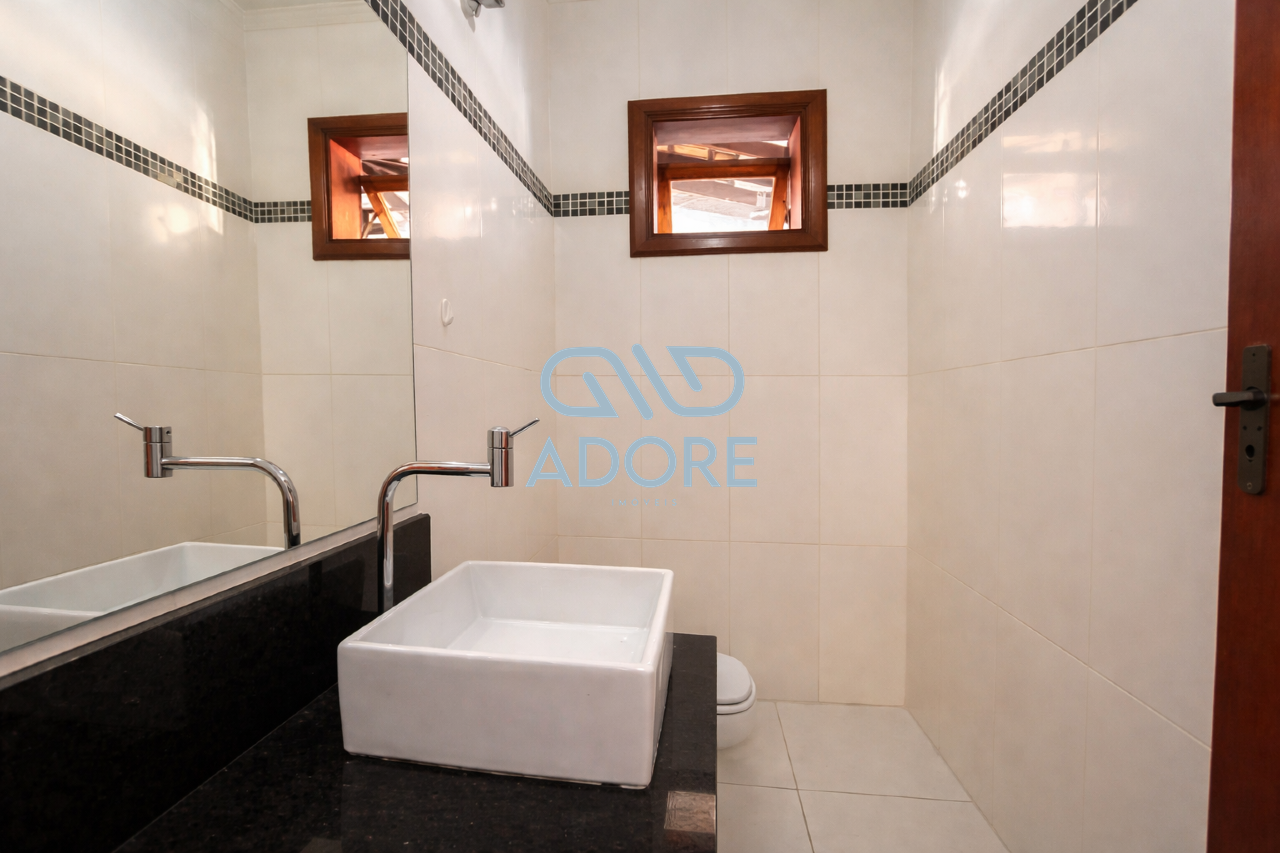 Casa de Condomínio para aluguel no Portal da Vila Rica: 