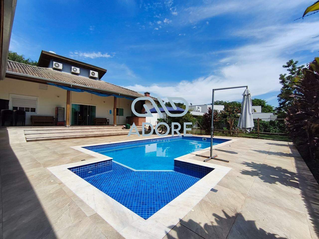 Casa de Condomínio à venda no Condomínio Primavera : 