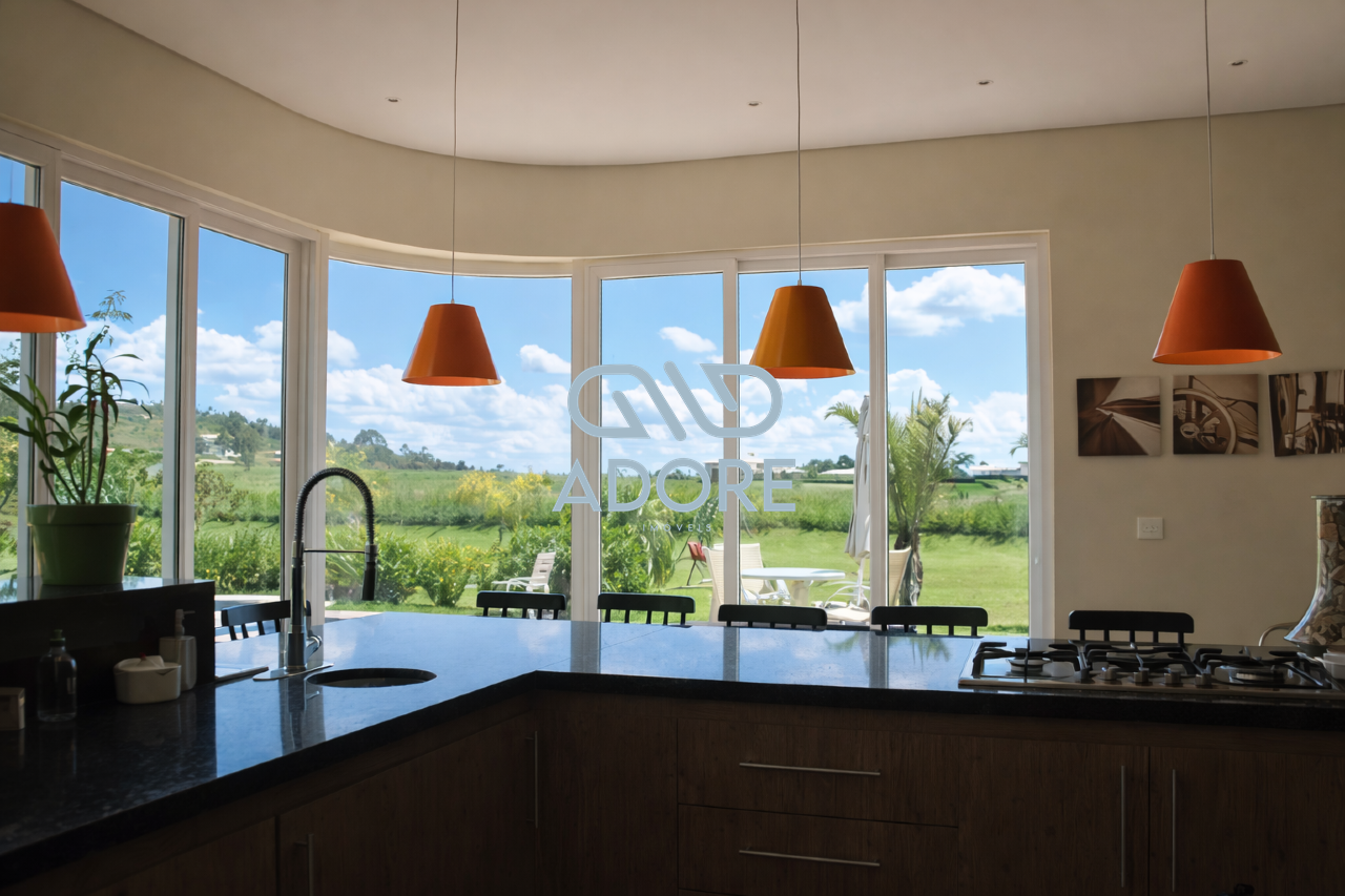 Casa de Condomínio à venda no Condomínio Terras de São José II : 