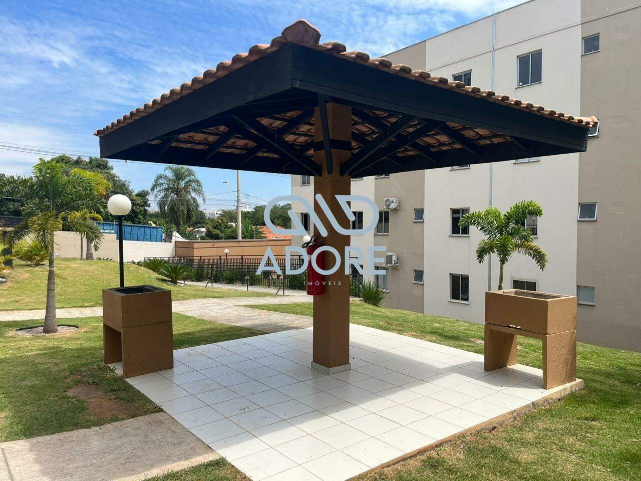 Apartamento à venda no Edifício Mont Serrat: 