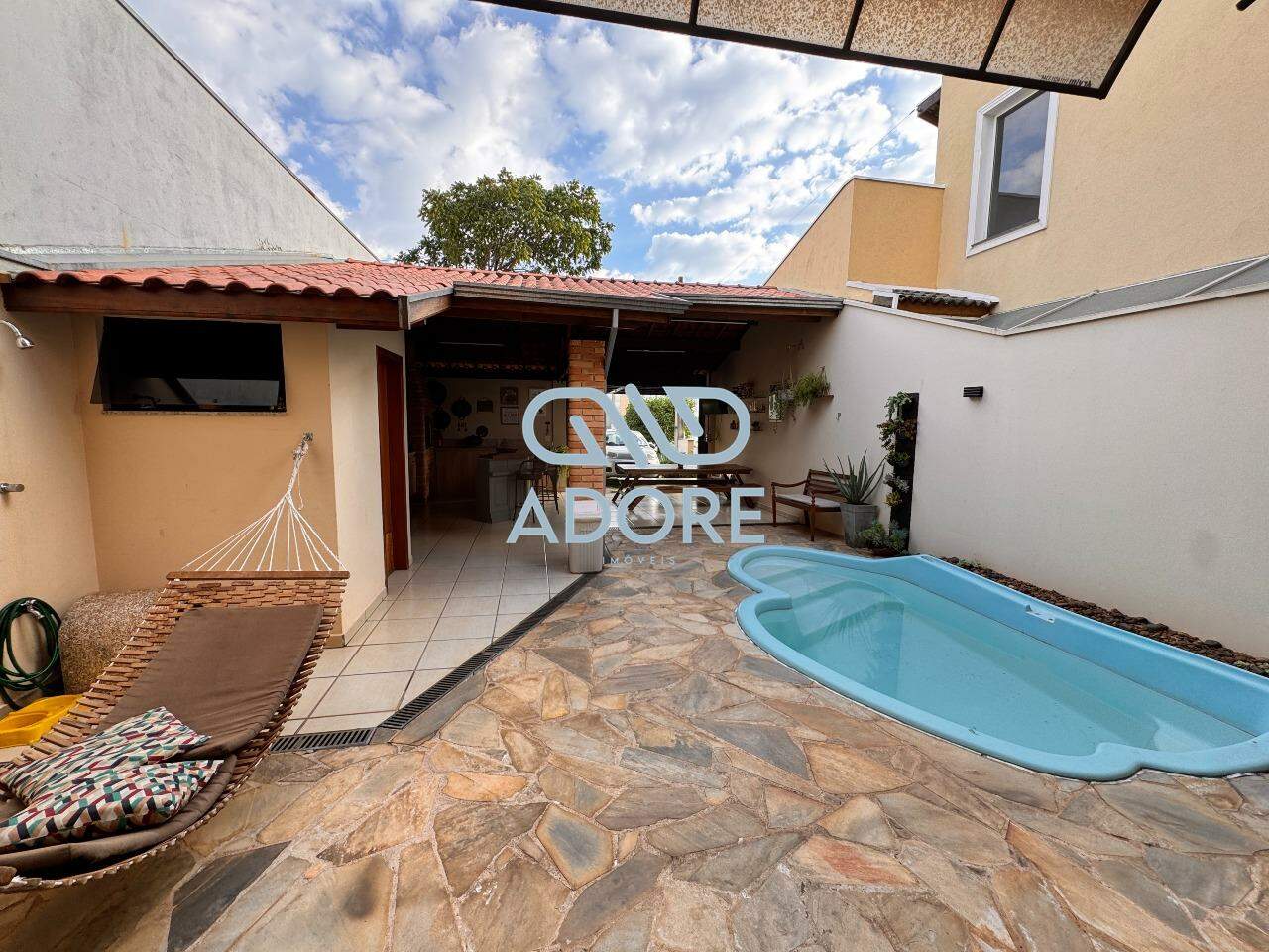 Casa de Condomínio à venda no Condomínio Ilha das Aguas: 
