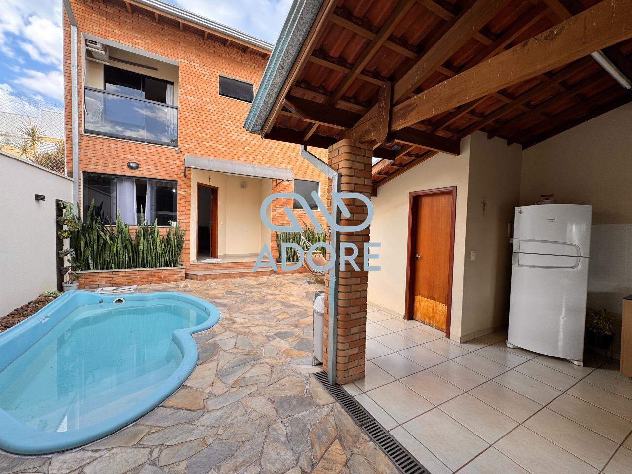 Casa de Condomínio à venda no Condomínio Ilha das Aguas: 