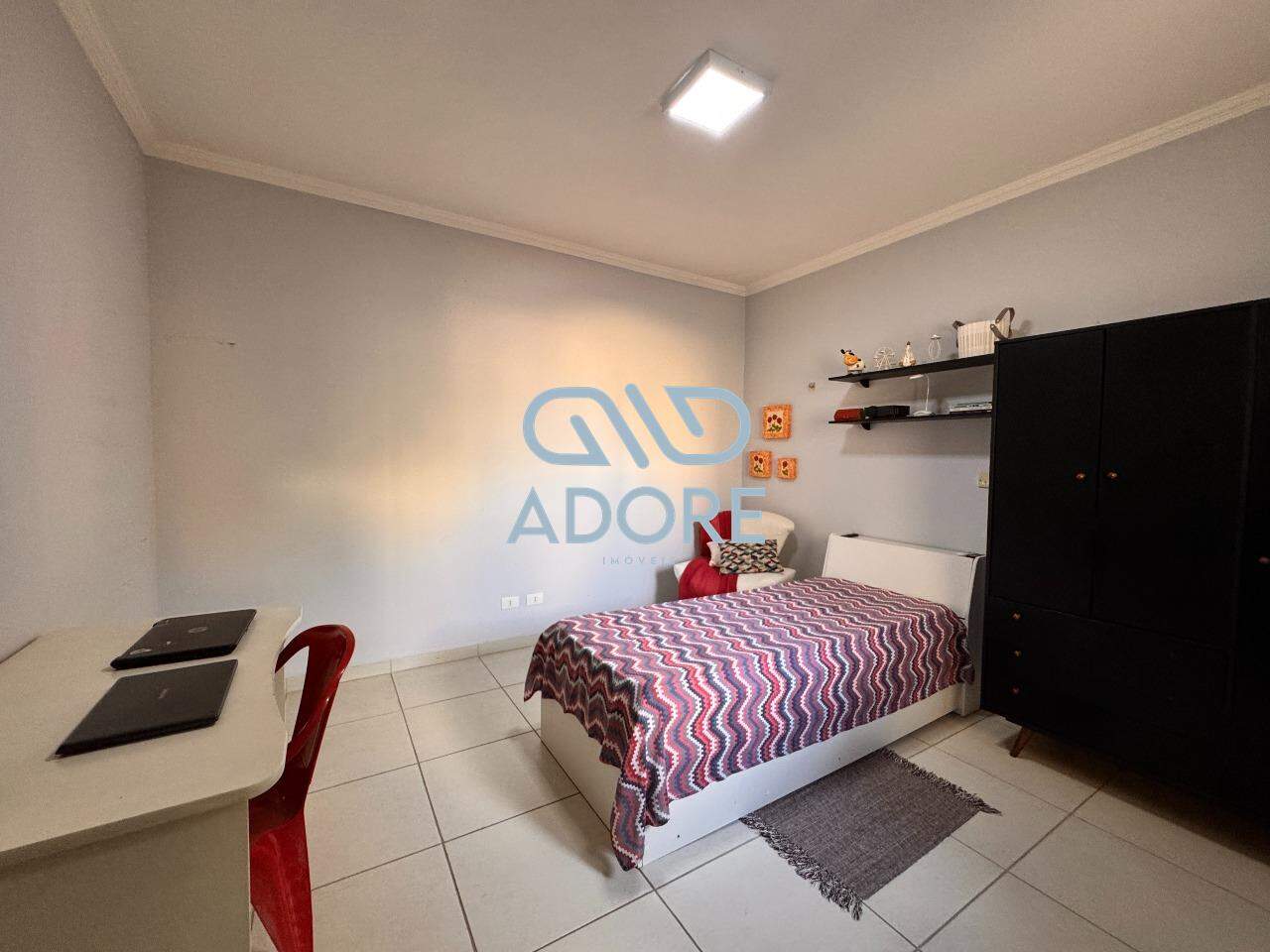 Casa de Condomínio à venda no Condomínio Ilha das Aguas: 