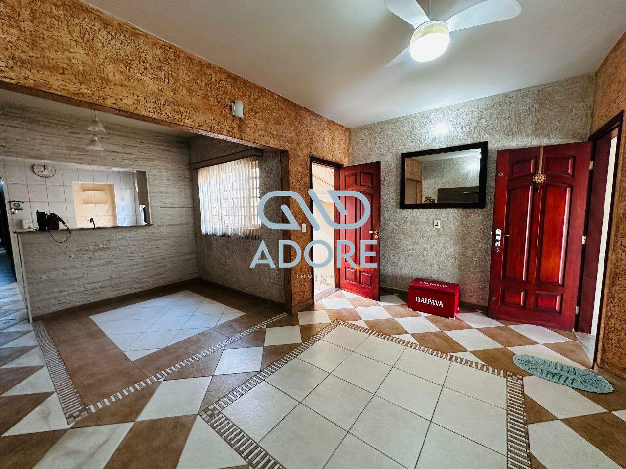 Casa para aluguel no Centro: 