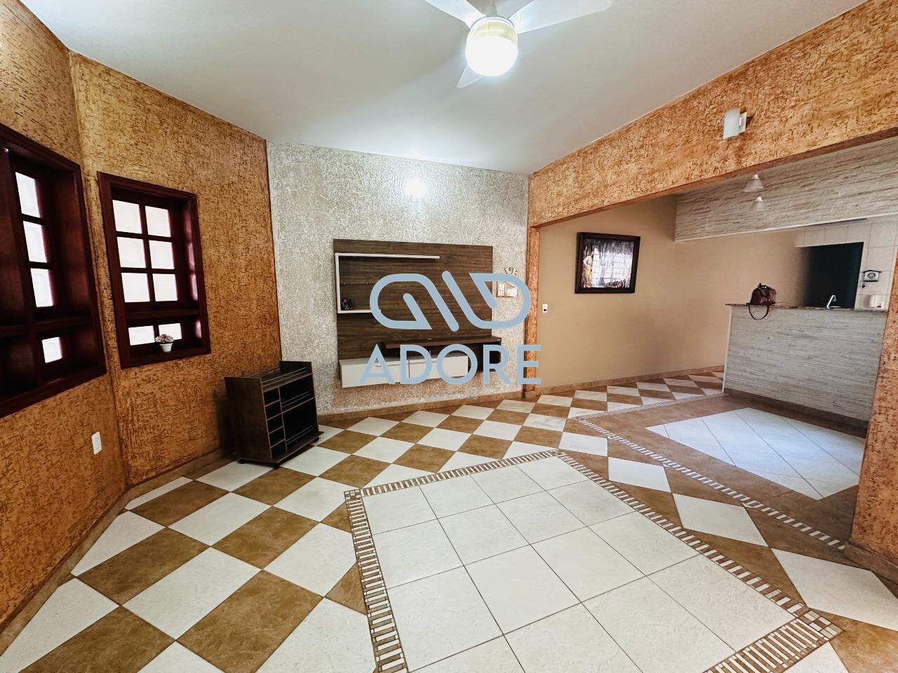 Casa para aluguel no Centro: 