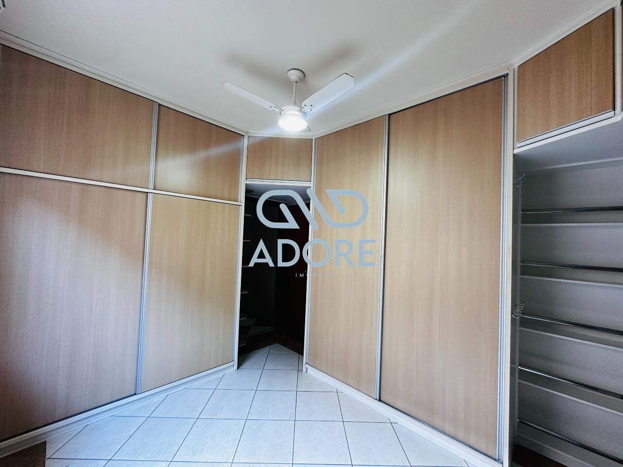 Casa para aluguel no Centro: 
