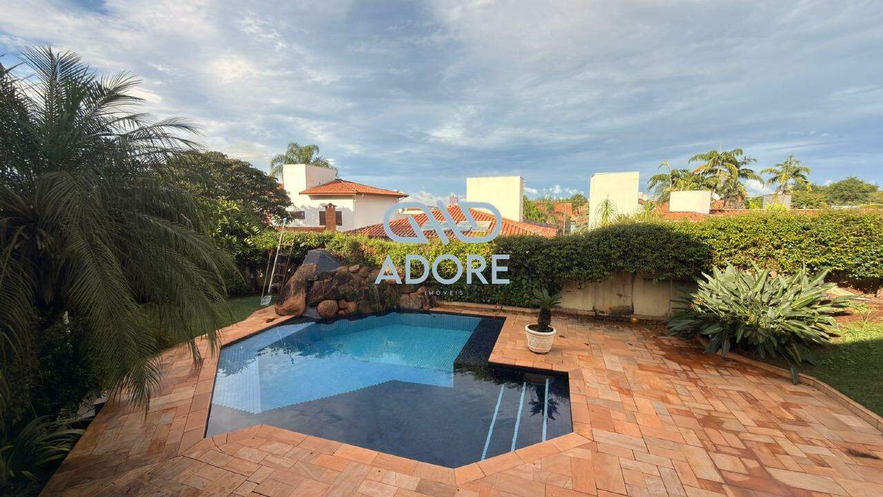 Casa de Condomínio à venda no Condomínio Fechado Hermenegildo Milioni: 