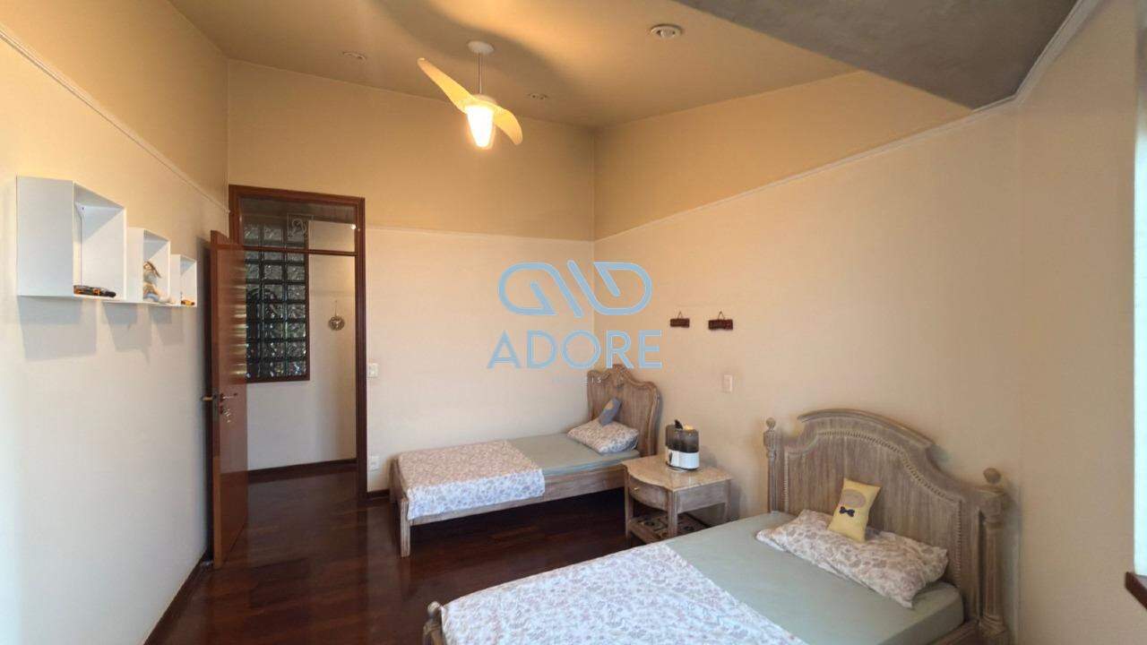 Casa de Condomínio à venda no Condomínio Fechado Hermenegildo Milioni: 