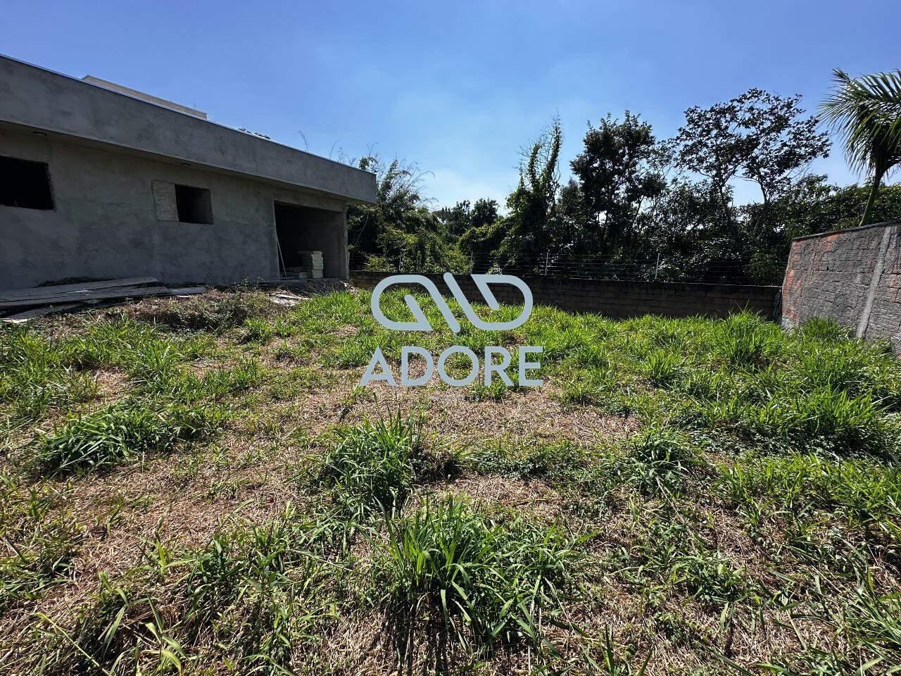 Terreno à venda no Condomínio Mirante dos Ipês: 