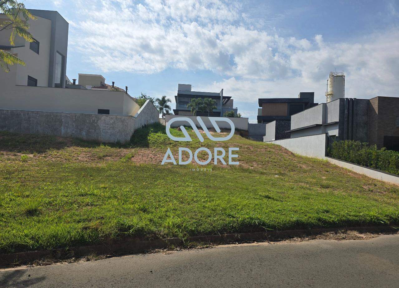 Terreno à venda no Condomínio Portal dos Bandeirantes: 