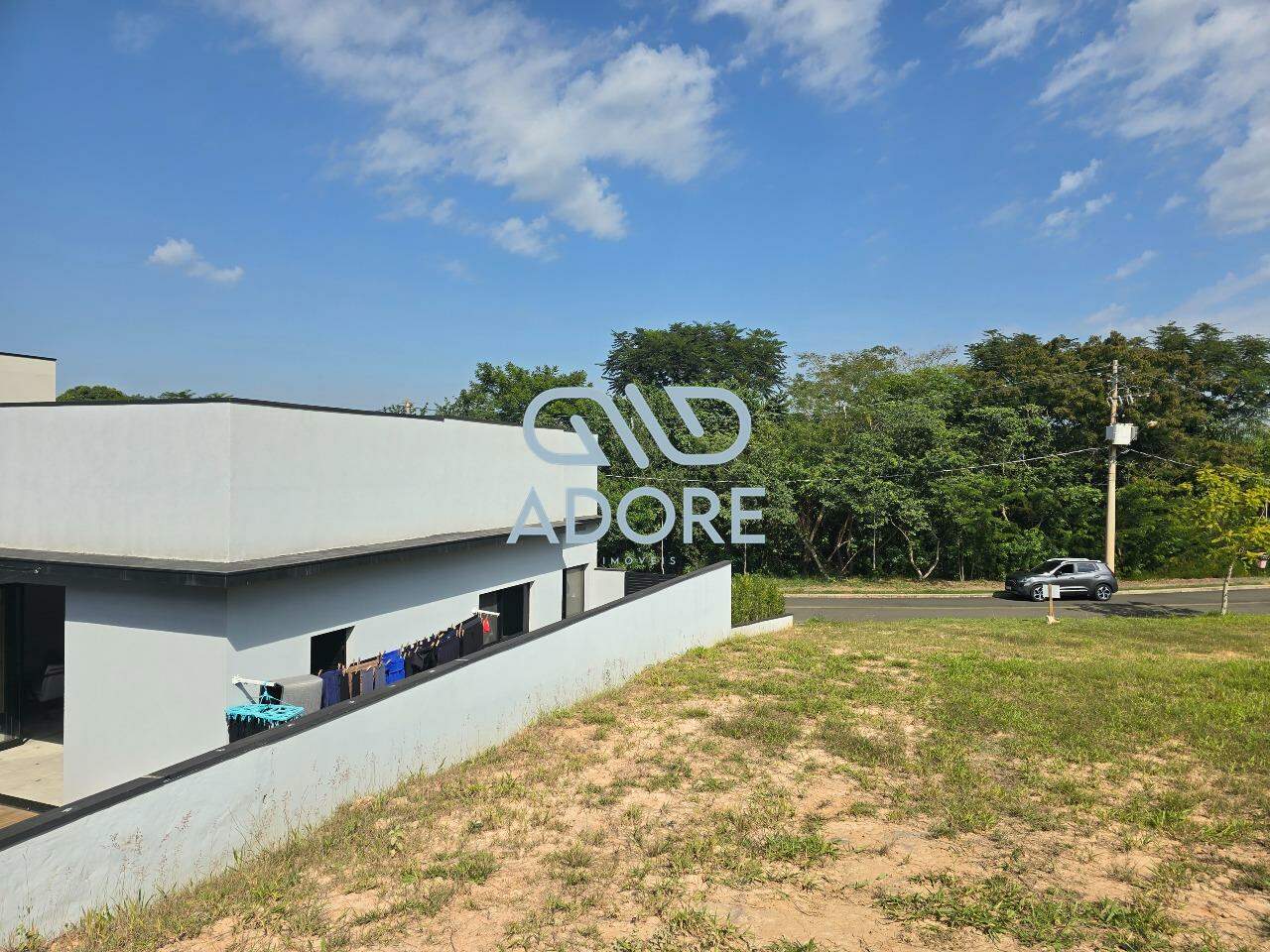 Terreno à venda no Condomínio Portal dos Bandeirantes: