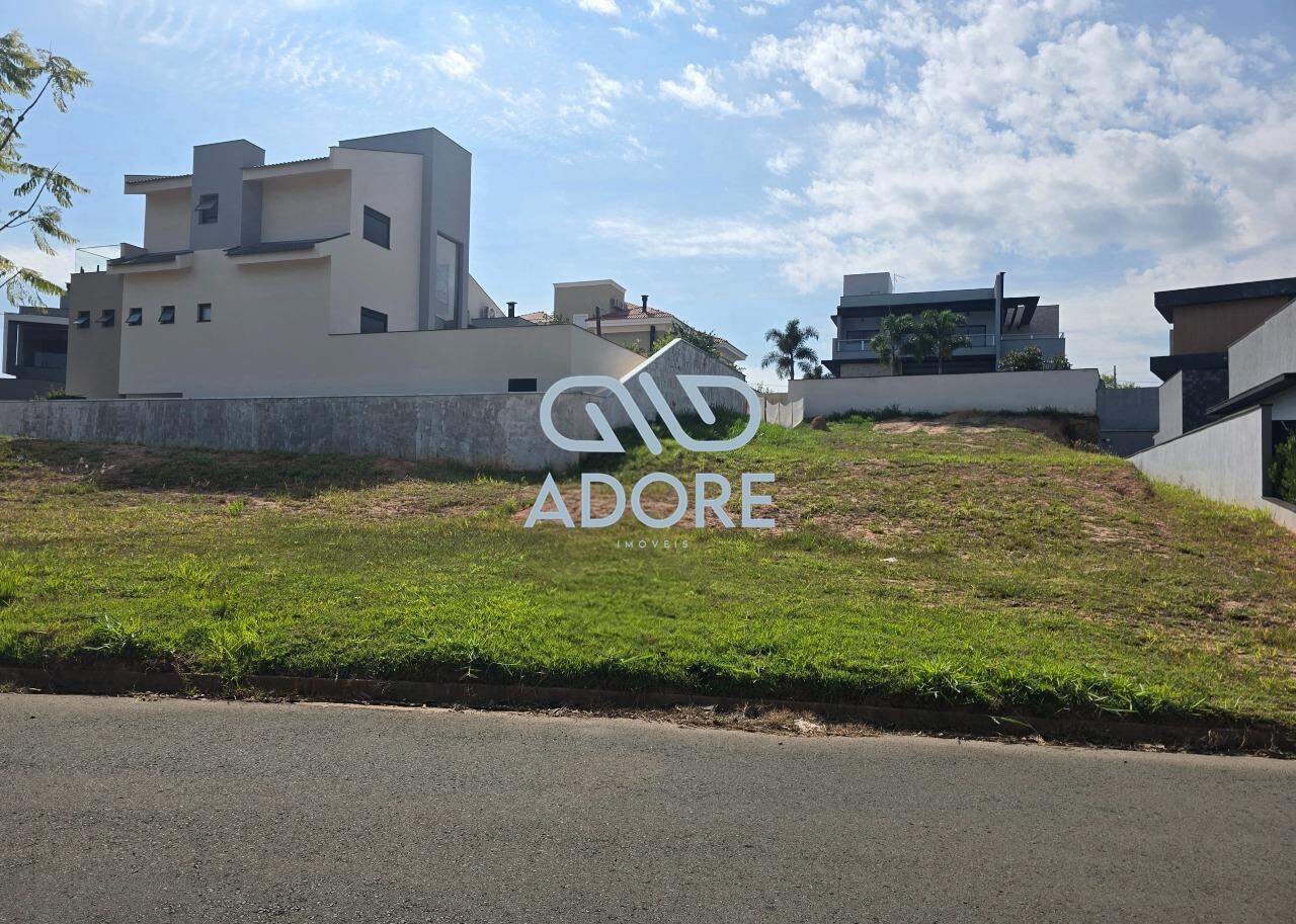Terreno à venda no Condomínio Portal dos Bandeirantes: