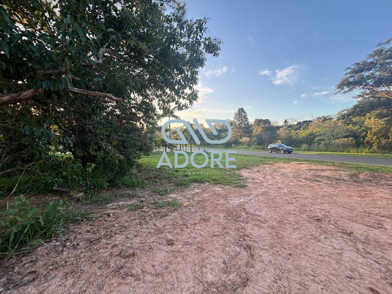 Terreno à venda no Condomínio Terras de São José II : 