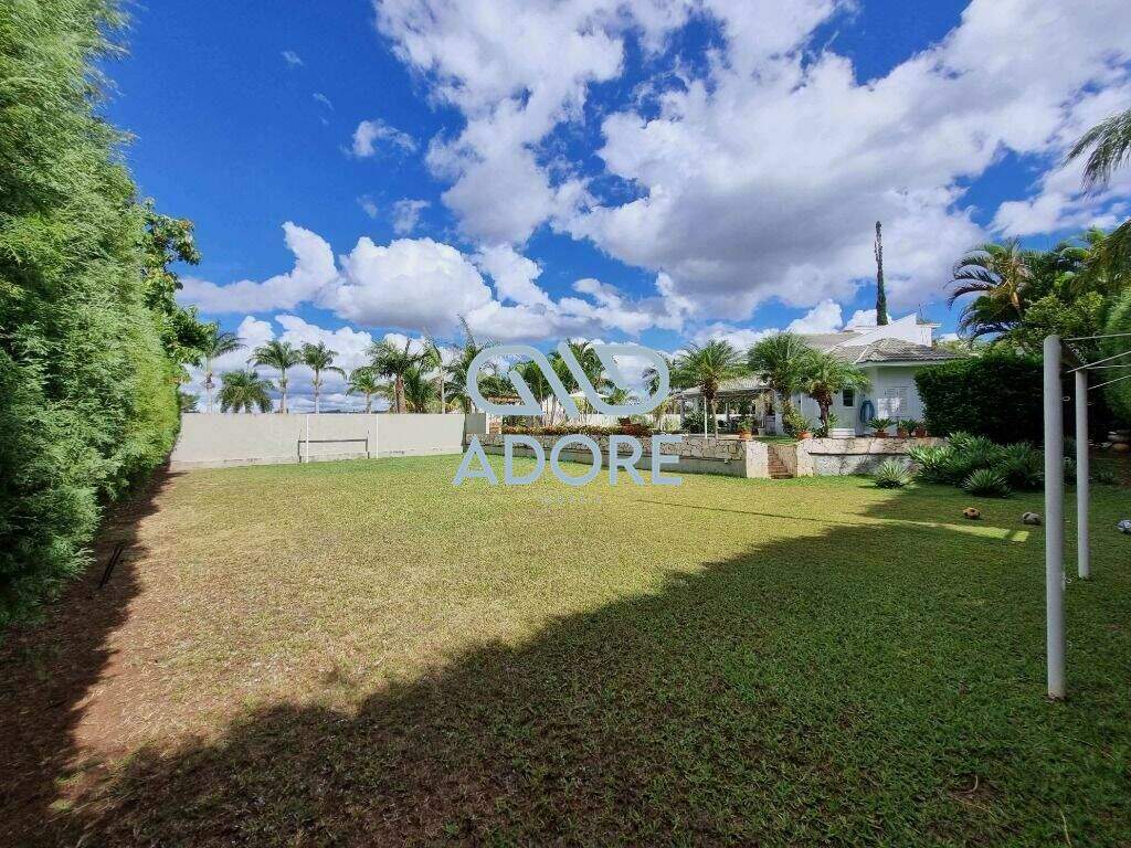 Casa de Condomínio à venda no Parque Village Castelo: 