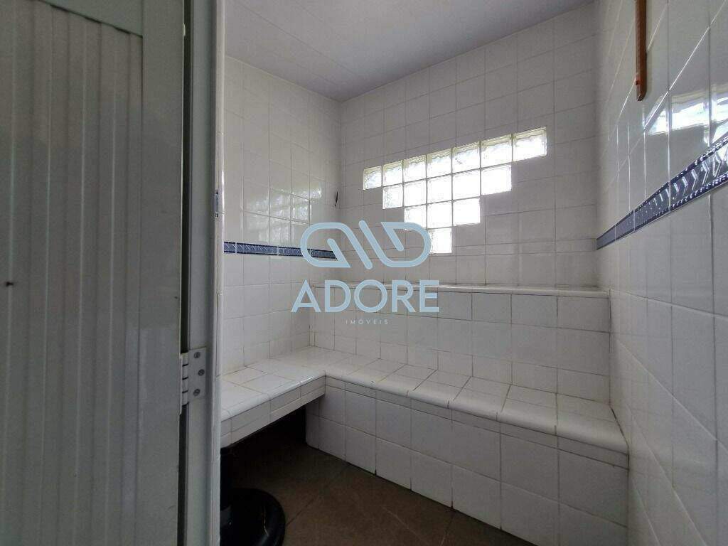 Casa de Condomínio à venda no Parque Village Castelo: 