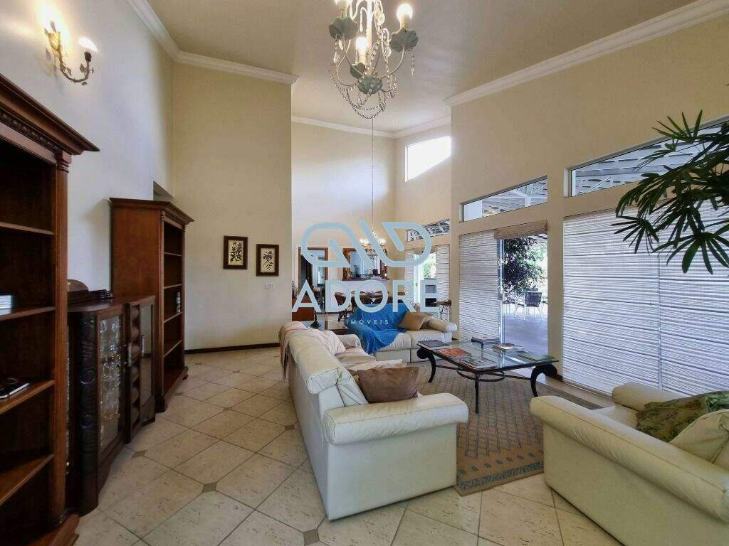 Casa de Condomínio à venda no Parque Village Castelo: 